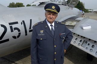 Oldřich Pelčák měl být prvním československým kosmonautem. Dva dny před startem dostal přednost Remek